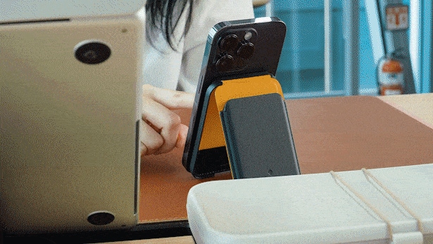 落とす心配ない！MagSafe対応カードケーススタンド「ナノポップ