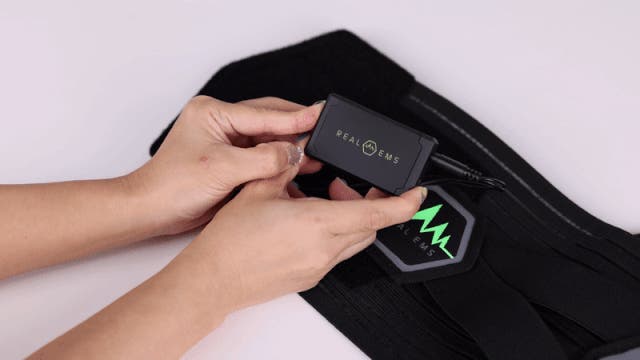 更に進化を遂げたリアルEMS！ジェル不要で筋肉運動！80Hz・NEW腹筋