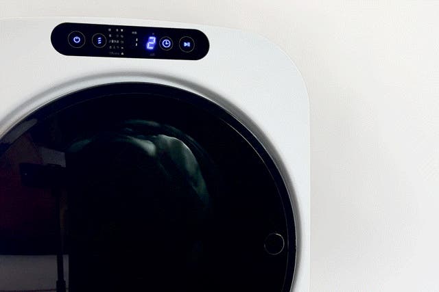 部屋干しゼロへ。タオル20枚も一気乾燥。自動でしわも防止｜小型乾燥機