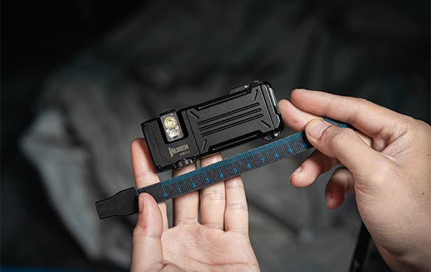 RGB／UV ×白光ライト！超小型懐中電灯の新しい体験「X2Pro」｜マクアケ