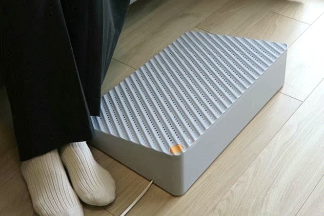 あしもと岩盤浴 BOTTOOM】ノーベル賞素材使用！冬の足もと暖房の決定版