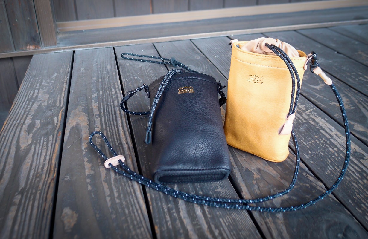 熟練の職人が仕上げる、鹿革の経年変化を楽しむディアトレイルスマート