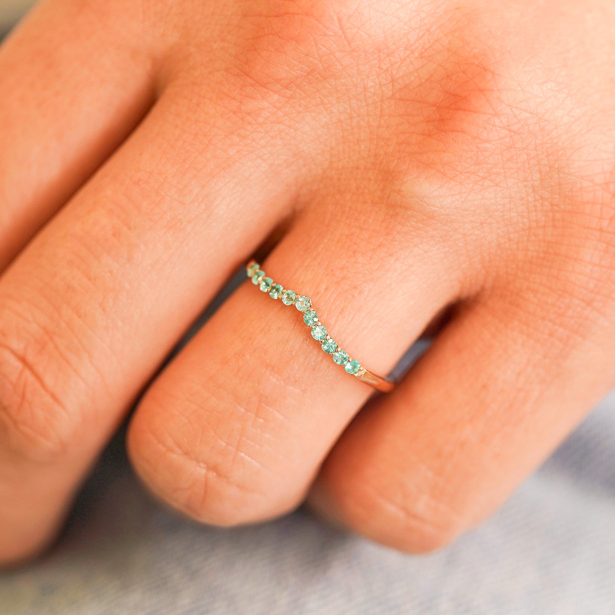 世界3大希少石】ネオンブルーに輝く希少石『パライバトルマリン