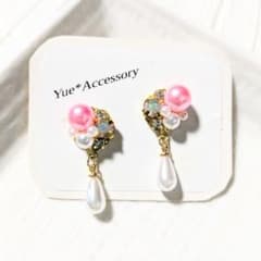 S-261 ハンドメイド☆ビジューピアス／イヤリング - メルカリ