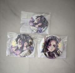 鬼滅の刃 WEBSHOPくじ 箔押し缶バッジ 胡蝶しのぶ 胡蝶カナエ - メルカリ