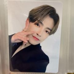 ATEEZ ホンジュン トレカ 初回限定版 - メルカリ