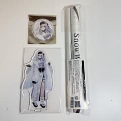 勝利の女神NIKKE ニケ 春探しの旅 アクスタ 缶バッジ 渋谷 スノー