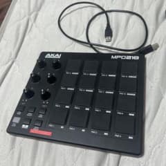 AKAI MPD218 MIDIパッドコントローラー - メルカリ