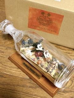 ディズニーグッズ ミッキー ボトルシップフィギュア 限定版シリアル