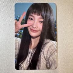 illit super real me イロハ トレカ - メルカリ