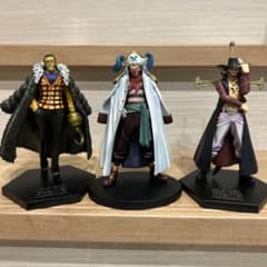 ワンピース☆クロスギルド バギー クロコダイル ミホーク フィギュア