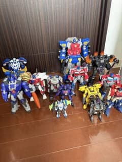 値下げ交渉可]トランスフォーマー まとめ売り 大量セット - メルカリ
