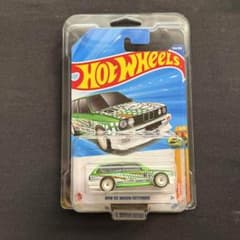 ホットウィール スーパートレジャーハント BMW M3 ワゴン。 - メルカリ