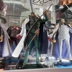 ワンピース フィギュア ラフィット 黒ひげ海賊団 pop maximum 海外