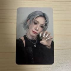 XLOV UXLXVE hellolive トレカ ウムティ WUMUTI - メルカリ