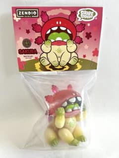 grape brain ロッキャクウーパー まかろに ベビー 桜 ソフビ - メルカリ