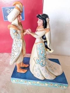 エネスコ ジャスミン＆ アラジン ロイヤルウェディング フィギュア