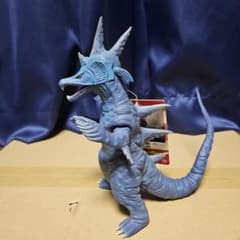 ウルトラ大怪獣シリーズ5000 ムルチ - メルカリ