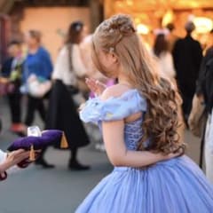 実写シンデレラ ウィッグ - メルカリ