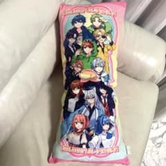 カラフルピーチ しまむら 全員集合 ロングクッション 抱き枕 - メルカリ