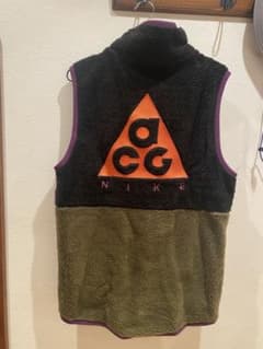 新品 未使用 NIKE ACG ボア フリースベスト 送料込み ビックロゴ