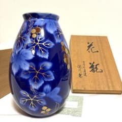 深川製磁 呉須ブドー 松型6号花生 花瓶 共箱 栞付 美品 - メルカリ
