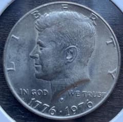 1976 ケネディハーフダラー アメリカ建国200年記念硬貨 - メルカリ
