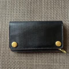 MARYAM ホースフロント ミドルトラッカーウォレット 茶芯 - メルカリ