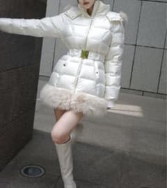 RANDYランディーカービーファーダウンジャケット白S - メルカリ