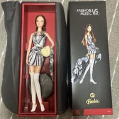 安室奈美恵 ヴィダルサスーン バービー人形 - メルカリ