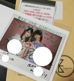 当選品♪ ＝LOVE いかりんぐ 佐々木舞香&野口衣織 W直筆サイン入り