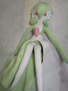 ポケモン 等身大サーナイト ぬいぐるみ - メルカリ