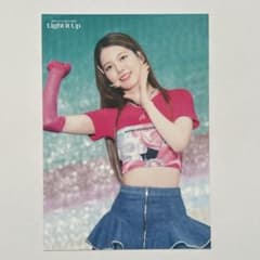 NiziU AYAKA アヤカ ライブフォトトレカB Light it Up - メルカリ