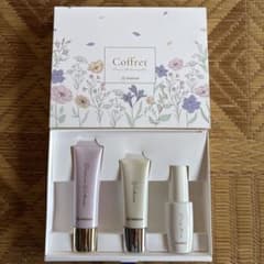 モイスティーヌ コフレ - メルカリ