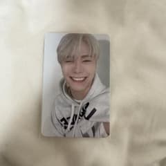 ASTRO ムンビン switch on トレカ - メルカリ