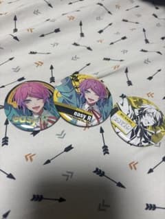 ヒプノシスマイク(ヒプマイ)飴村 乱数 缶バッジ3つ - メルカリ