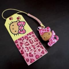 新品】レア！ 大阪限定ハローキティ ヒョウ柄 日焼けキティ ストラップ