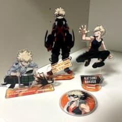 ヒロアカ 爆豪勝己 アクリルスタンド3点セット+缶バッジ - メルカリ