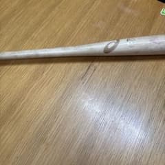 広島カープ鈴木誠也 硬式木製バット - メルカリ