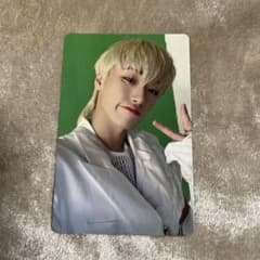 ATEEZ MOVEMENT hello82 US限定トレカ サン - メルカリ