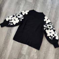 美品 ビアズリー 花ジャガードニット ビーズ ブラック - メルカリ