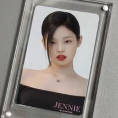 ジェニー】BLACKPINK THE ALBUM ver.3ユニバ特典トレカ - メルカリ