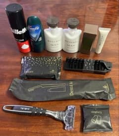 エミレーツ航空 ビジネスクラス アメニティ （ポーチ無し） - メルカリ