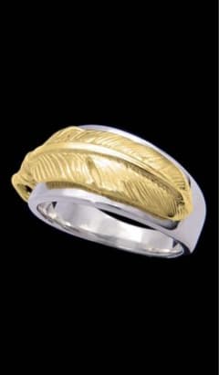 モグオ様 REDMAN 平打ち全金フェザーリング 18kフェザー 19号 - メルカリ