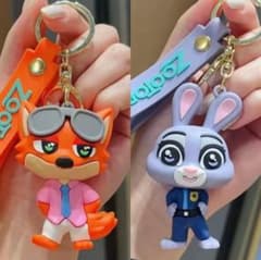 ズートピア ペアキーホルダー ニック ジュディ - メルカリ