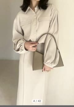 タグ付き】アニュアンス ダブルサテンボリュームスリーブブラウス