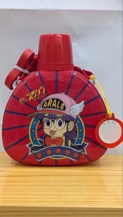 Dr.スランプアラレちゃん レトロ水筒 - メルカリ