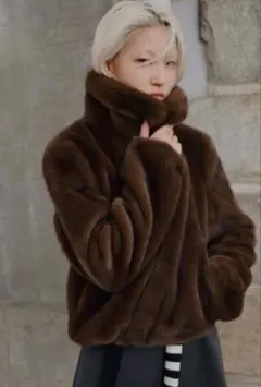 2026年最新】ZARA フェイクファー トグルボタンの人気アイテム - メルカリ