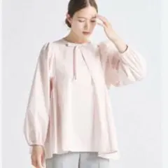 2026年最新】yori サイドギャザーブラウスの人気アイテム - メルカリ