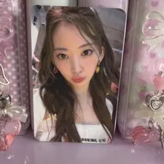 2026年最新】LE SSERAFIM サクラ トレカの人気アイテム - メルカリ